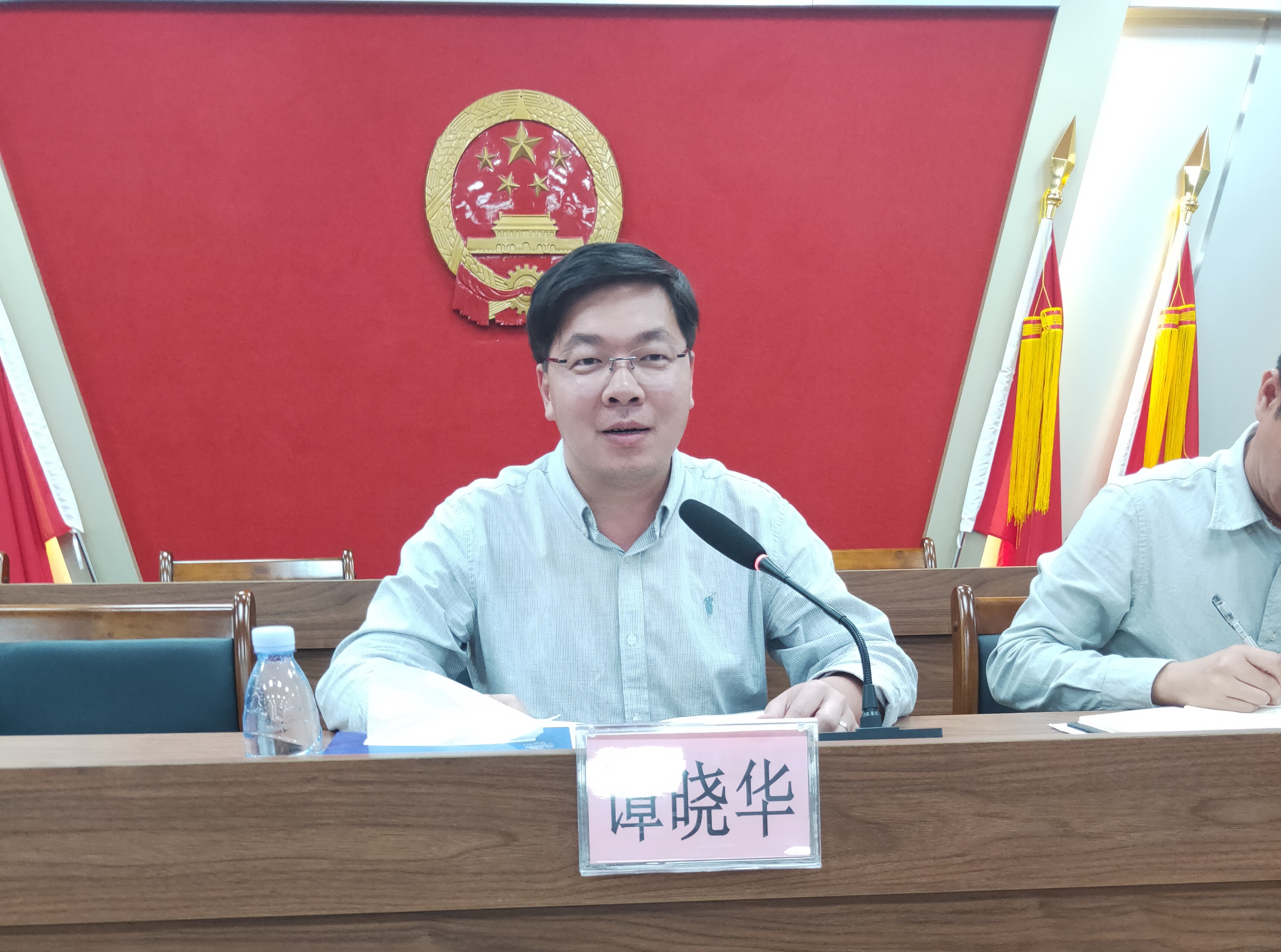 9谭晓华书记作总结点评.jpg