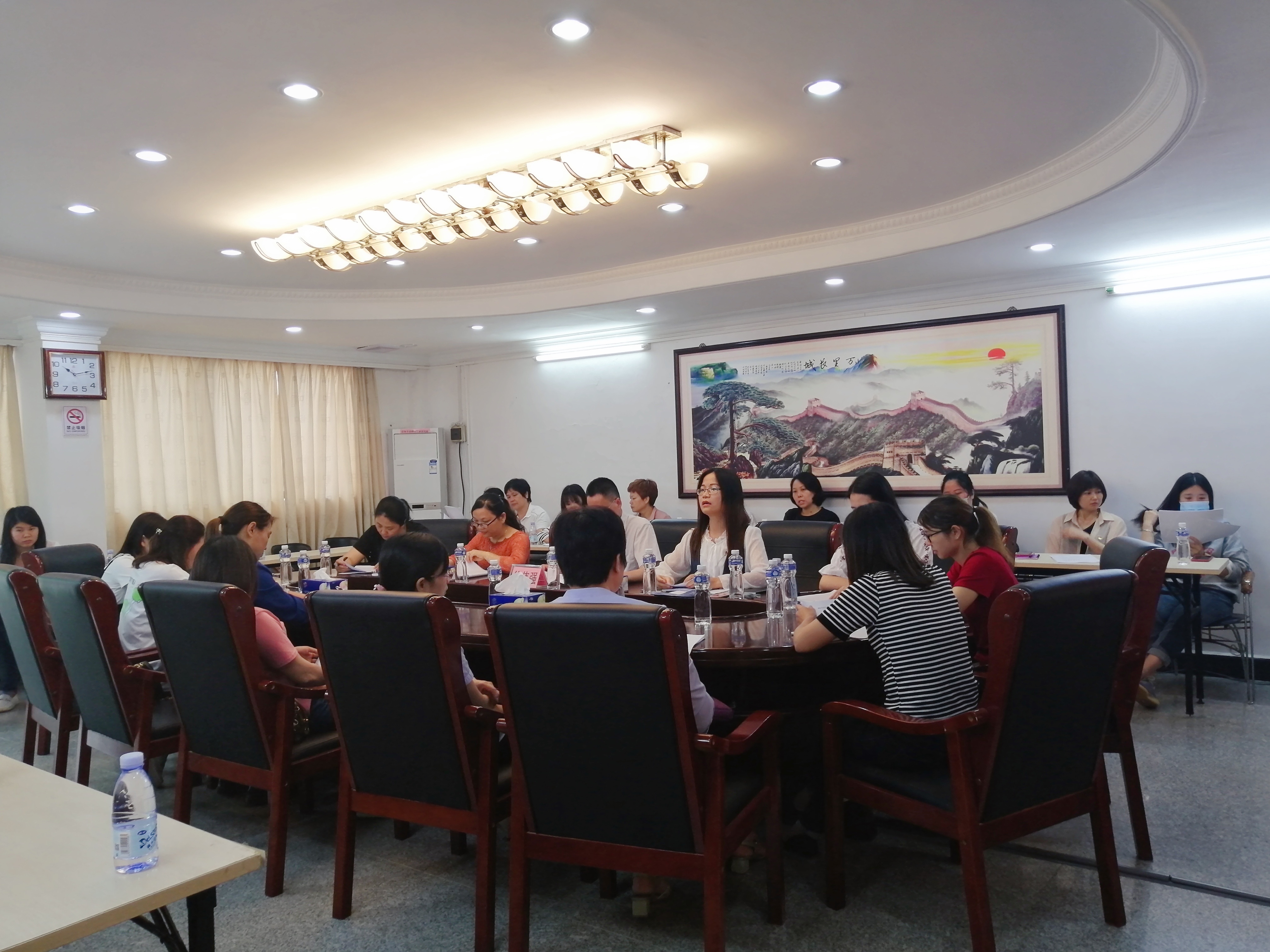 1村（社区）妇联换届工作动员暨培训会议.jpg