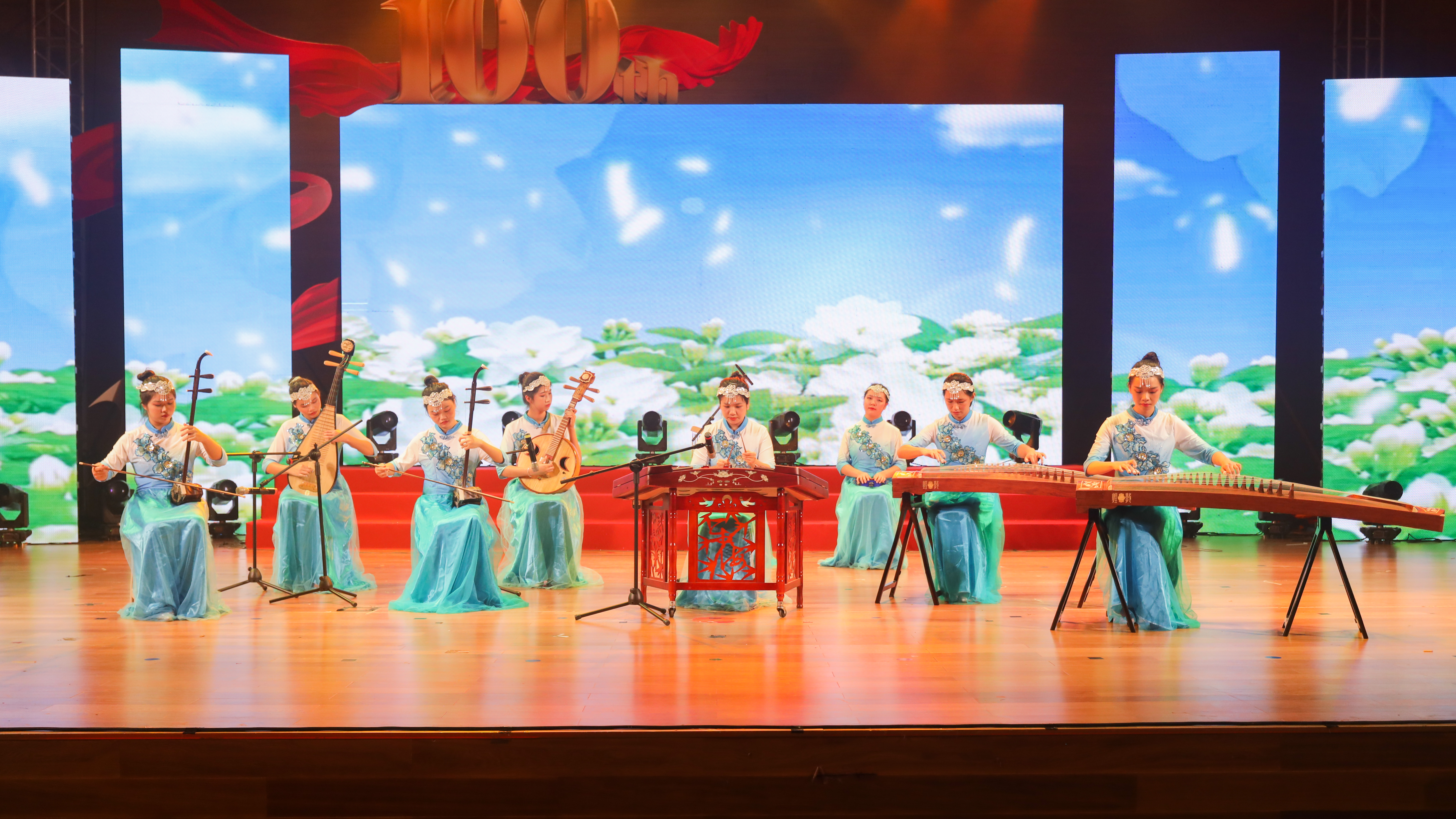 《茉莉花》开平市教伦中学.jpg