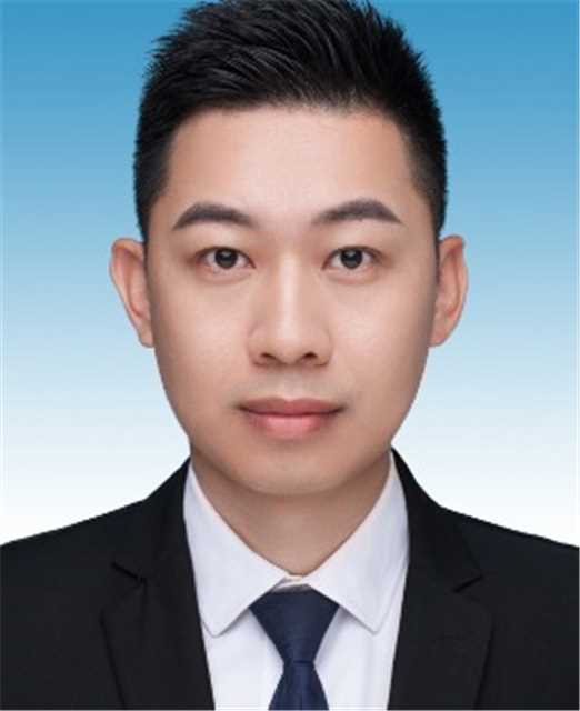 梁文杰.jpg