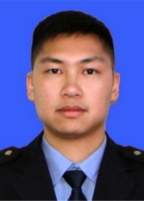 邝文杰.jpg