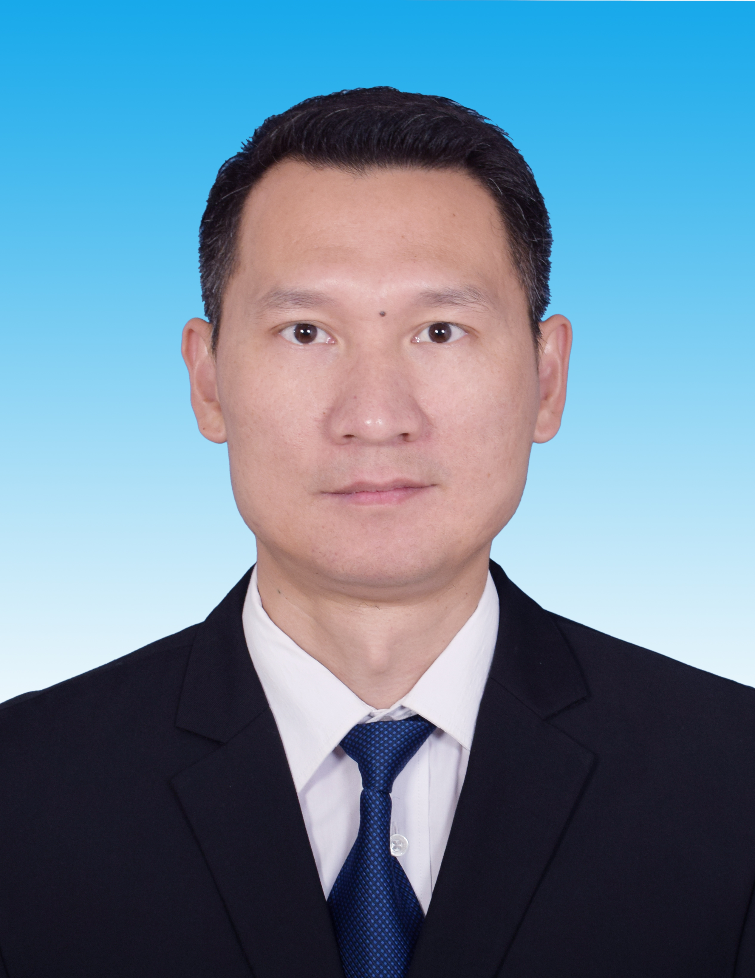05.龙胜镇府+彭添兢.jpg