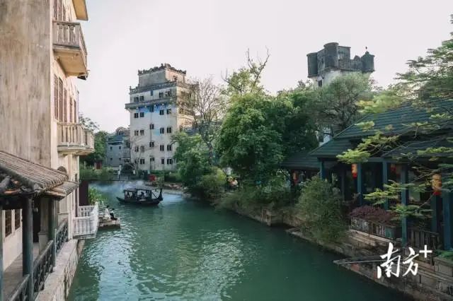 修葺一新的赤坎古建筑。受访者供图