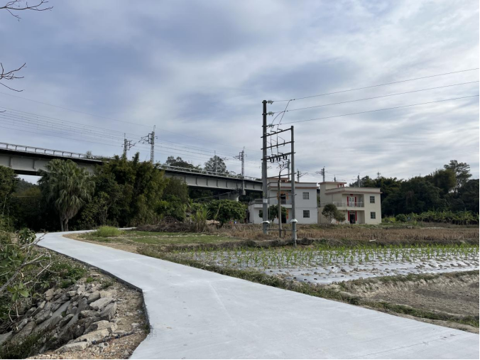 联庆飞鹅村道硬底化后.png