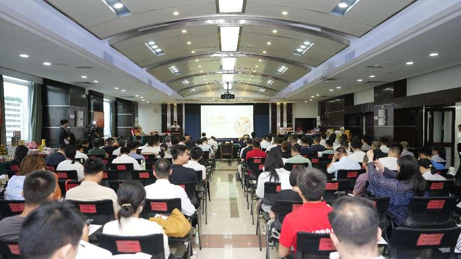 开平市参加2025“吃货季”启动活动暨第二批广东省食品工业培育试点县授牌活动