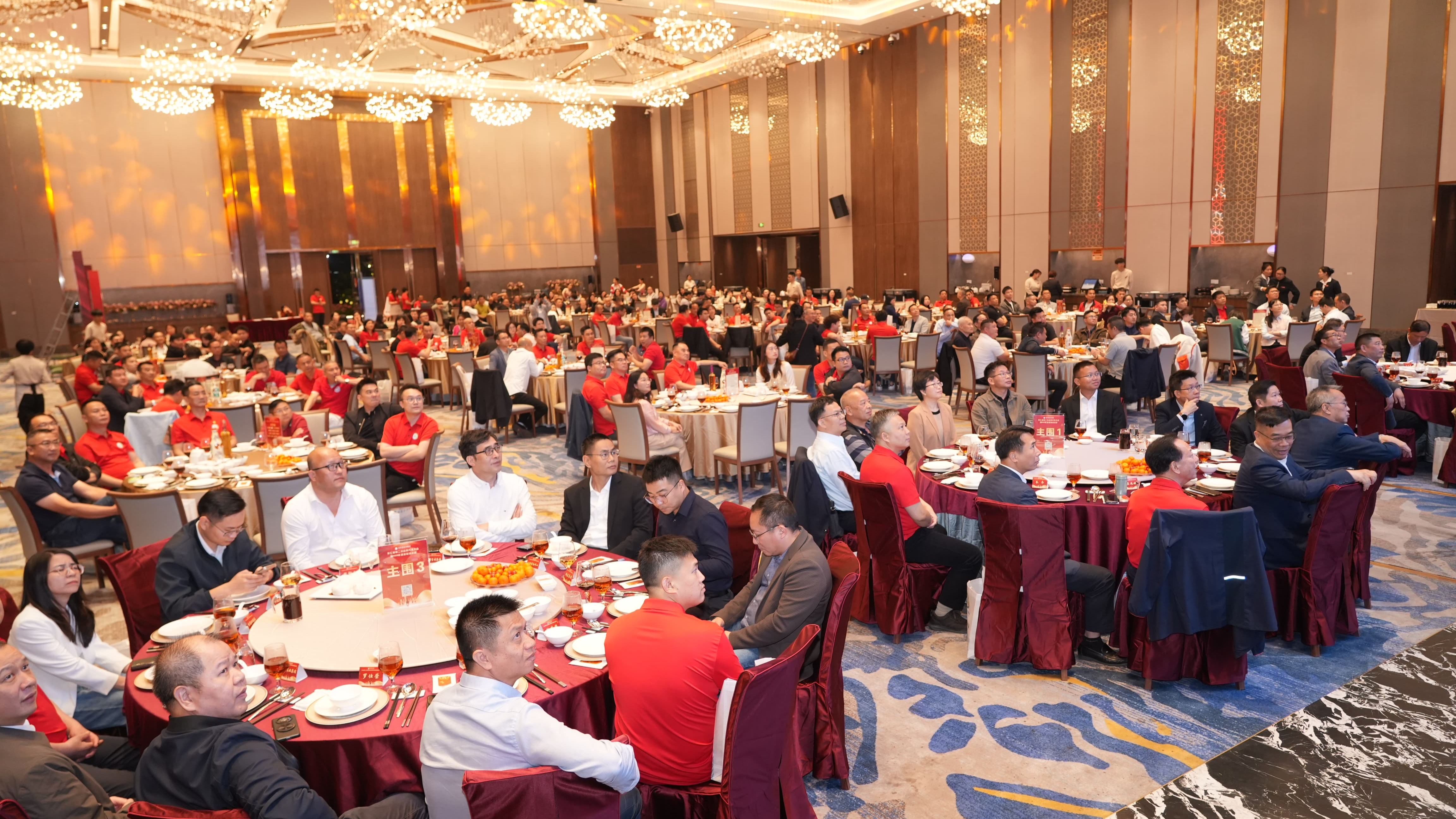 开平市长沙商会举办春茗 政企凝心聚力促发展