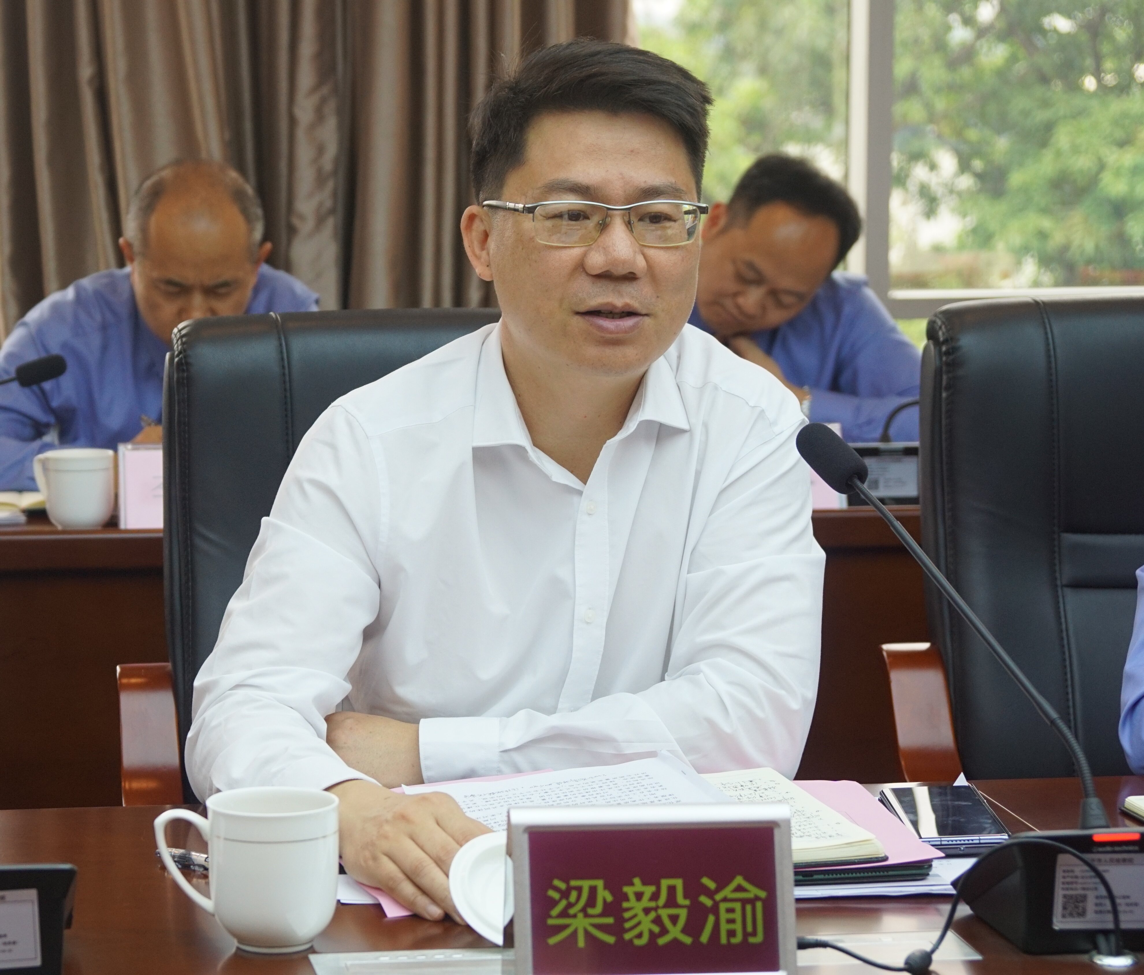 市领导讲话.jpg