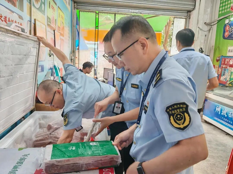 市市场监管局：用“舌尖安全”检验政绩成色 以“铁腕监管”守护万家烟火