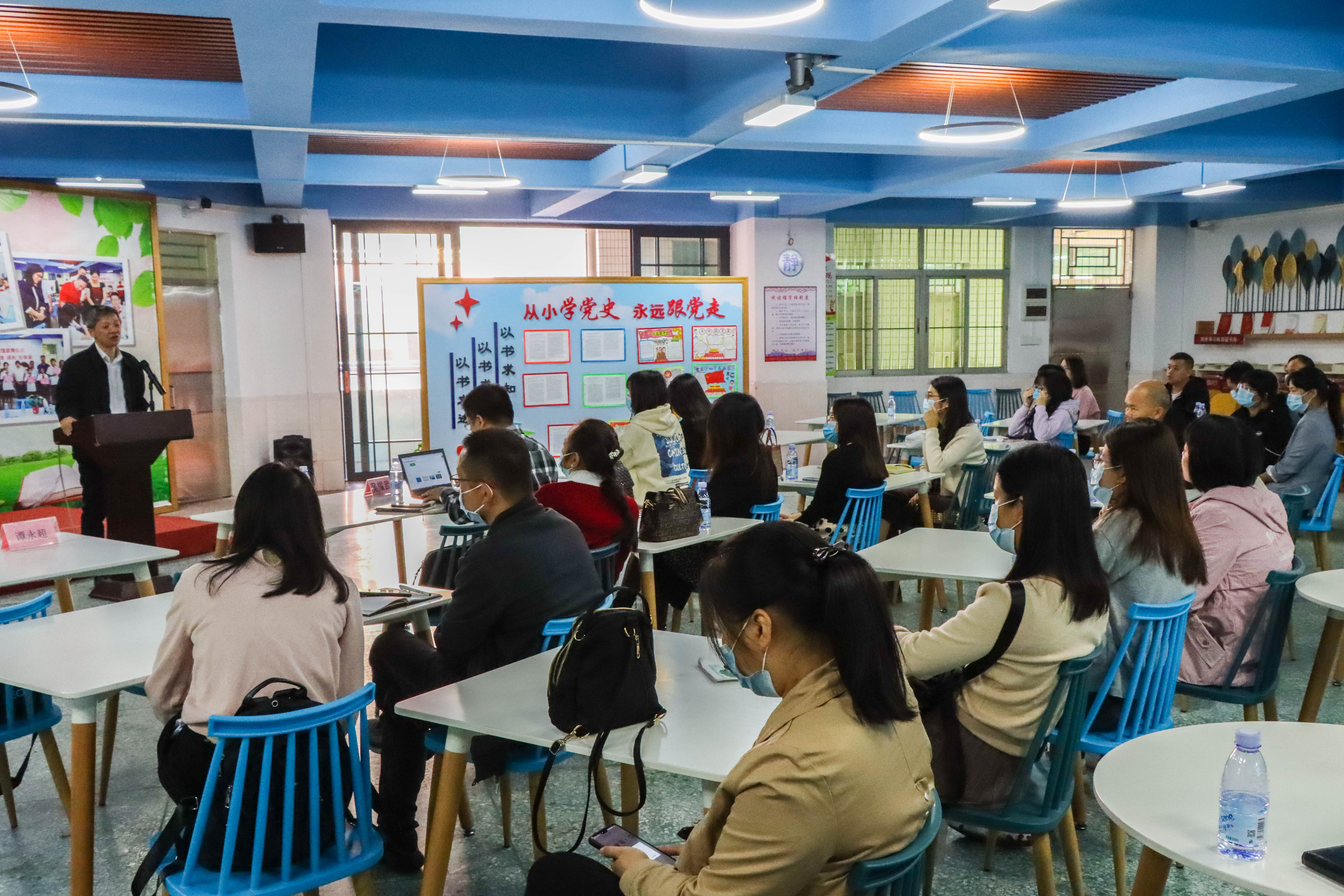 省专家进校指导-178.jpg