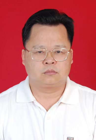 陈练豪.jpg