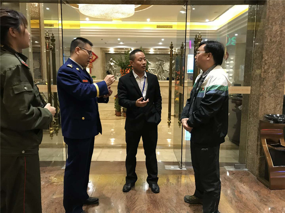 开平市文广新局开展春节期间安全隐患排查工作 (1).jpg