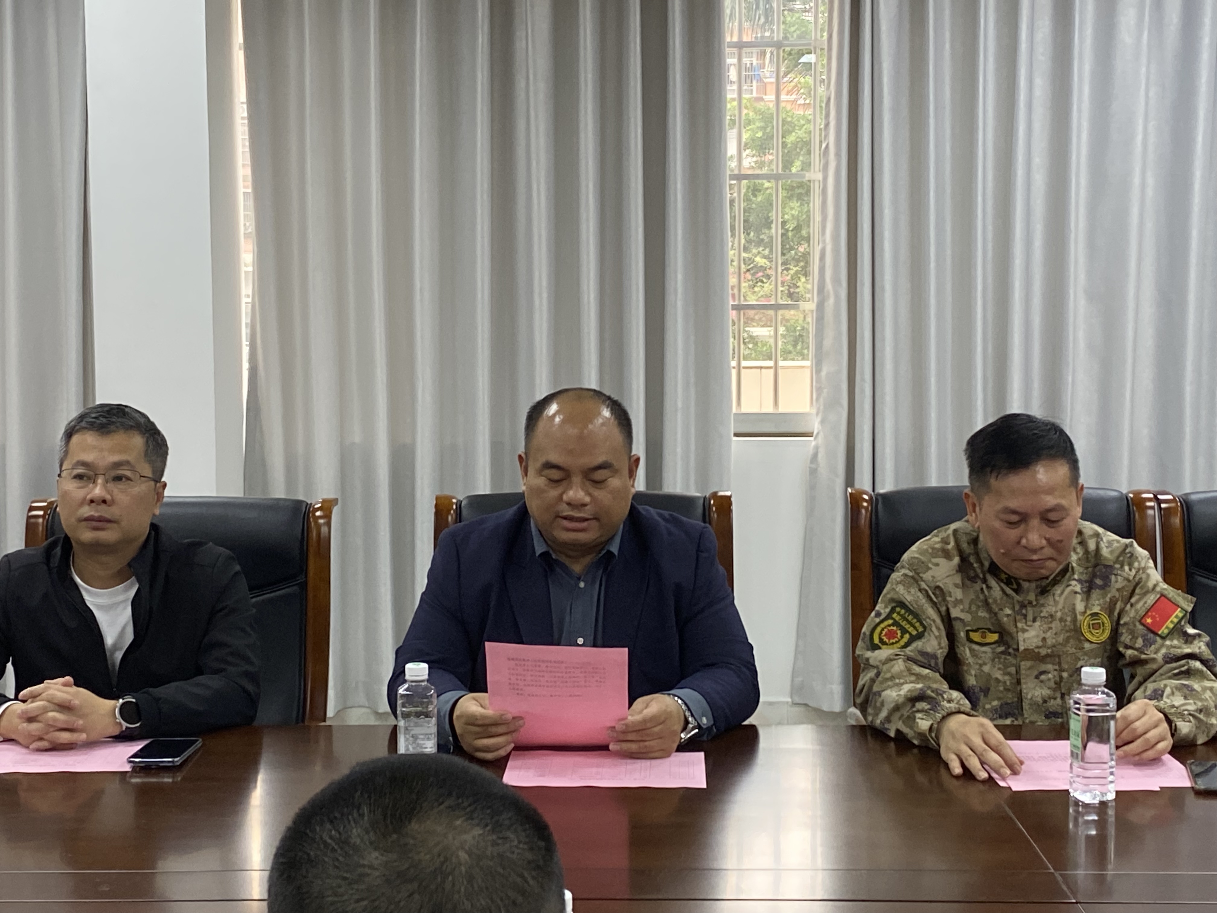 赤水镇党委书记黄大勇,党委副书记,镇长张晓冉,党委委员,武装部部长